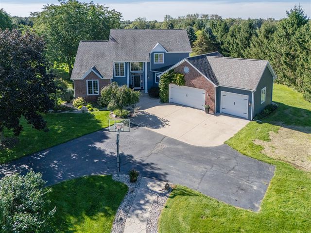 22533 Vineyard Circle, Mattawan, MI 49071