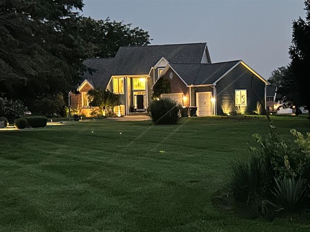 22533 Vineyard Circle, Mattawan, MI 49071