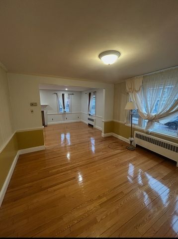 632 West Roxbury Parkway, Boston, MA 02135