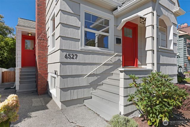 6527 12th Avenue NW, Seattle, WA 98117