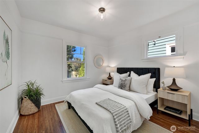 6527 12th Avenue NW, Seattle, WA 98117