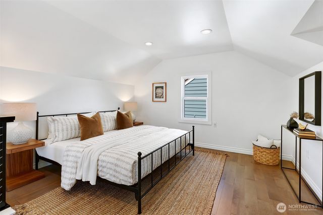 6527 12th Avenue NW, Seattle, WA 98117