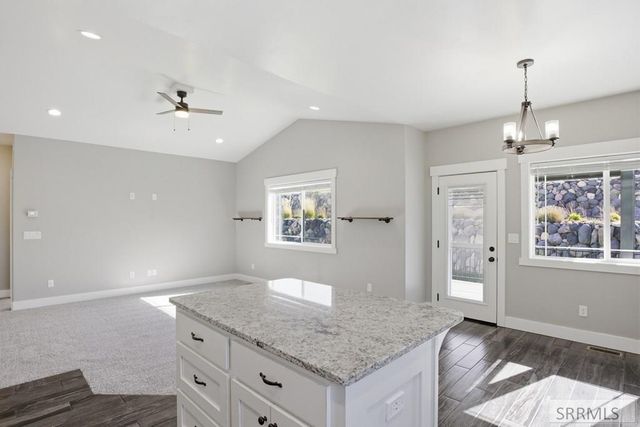 1099 Dolostone, Pocatello, ID 83201