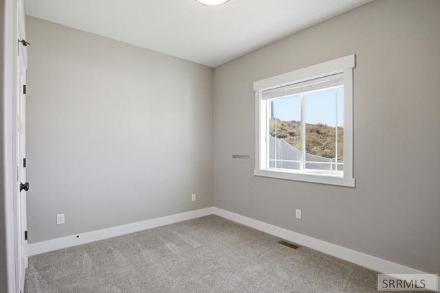 1099 Dolostone, Pocatello, ID 83201