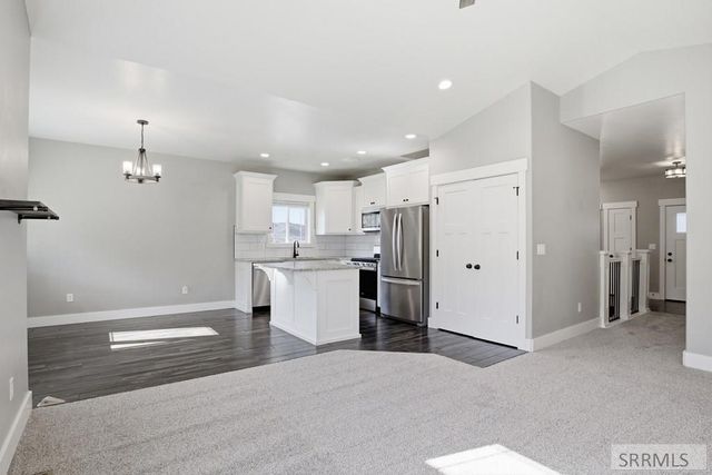 1099 Dolostone, Pocatello, ID 83201