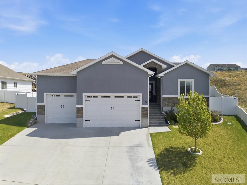 1099 Dolostone, Pocatello, ID 83201