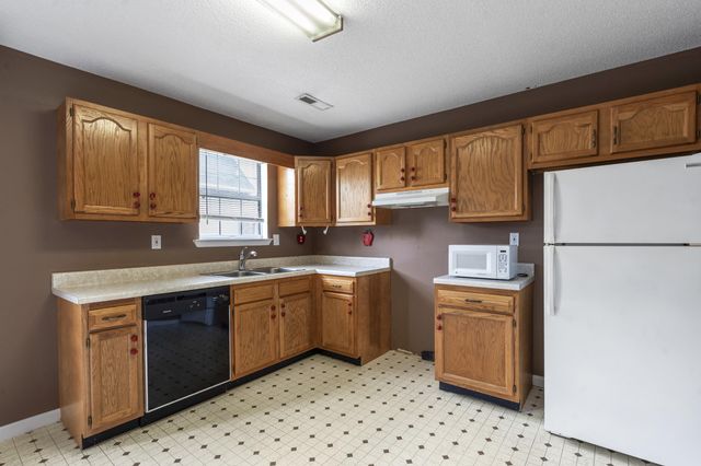 1385 21st Street SE, Cleveland, TN 37311