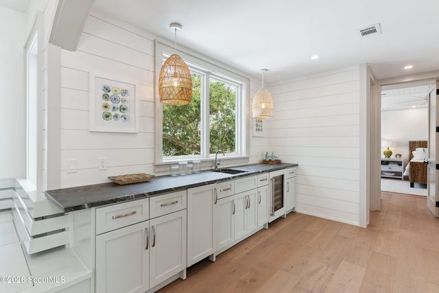 4217 Fourth Street, St. Simons Island, GA 31522