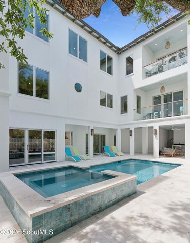 4217 Fourth Street, St. Simons Island, GA 31522