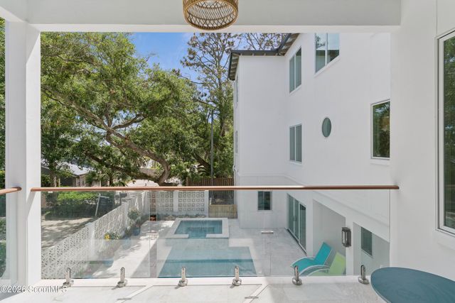 4217 Fourth Street, St. Simons Island, GA 31522