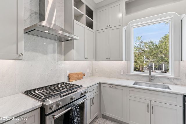 4217 Fourth Street, St. Simons Island, GA 31522