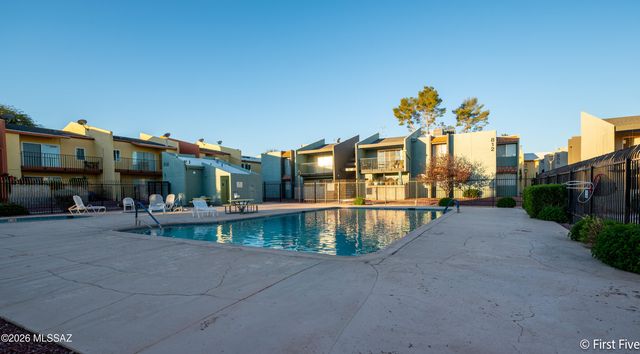 816 S Langley Ave Unit 204, Tucson, AZ 85710