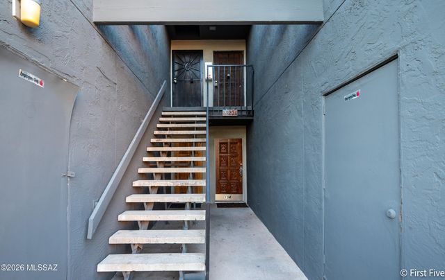 816 S Langley Ave Unit 204, Tucson, AZ 85710