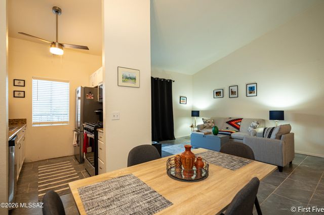 816 S Langley Ave Unit 204, Tucson, AZ 85710