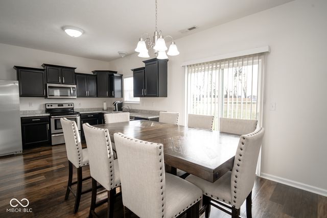 884 Starflower Trace, Greenwood, IN 46143