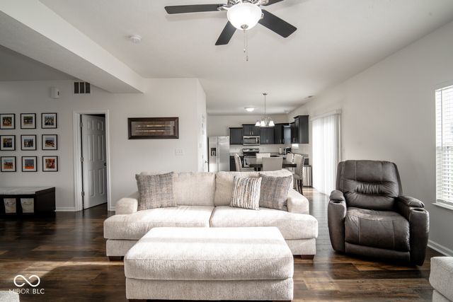 884 Starflower Trace, Greenwood, IN 46143