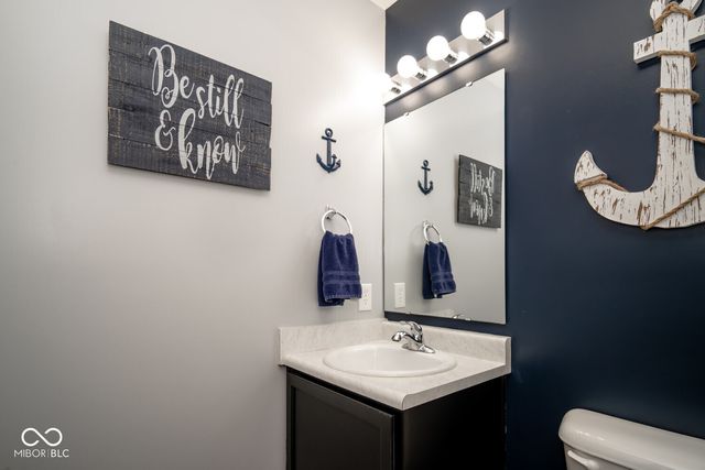 884 Starflower Trace, Greenwood, IN 46143