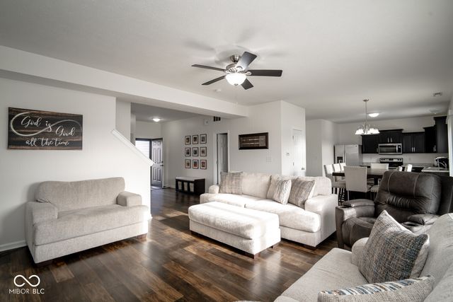 884 Starflower Trace, Greenwood, IN 46143