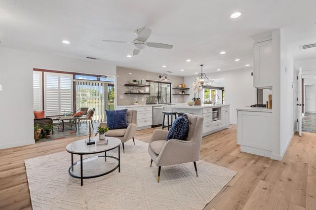 4456 Mallard Creek Cir, Stockton, CA 95207