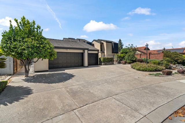4456 Mallard Creek Cir, Stockton, CA 95207