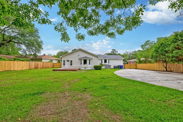 1121 Browning Road, Charleston, SC 29407