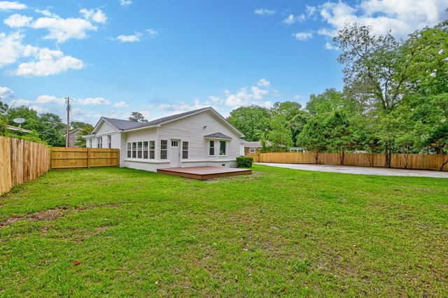 1121 Browning Road, Charleston, SC 29407