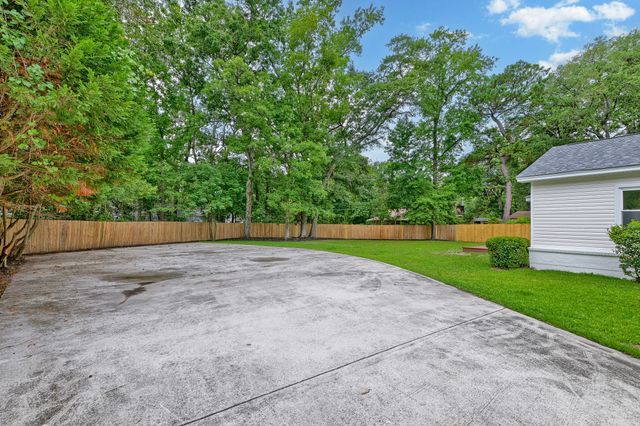 1121 Browning Road, Charleston, SC 29407