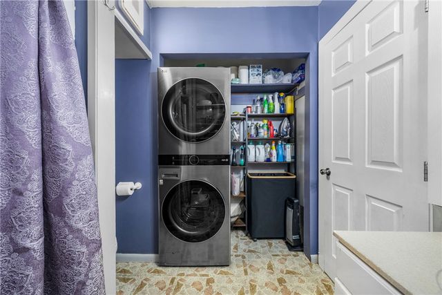 107 Lafayette Avenue, Geneva City, NY 14456