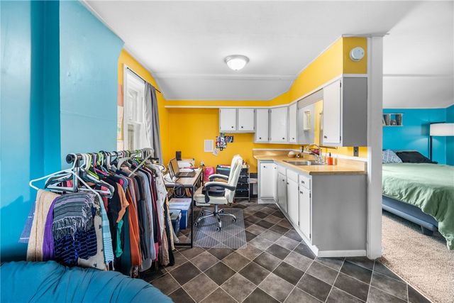 107 Lafayette Avenue, Geneva City, NY 14456