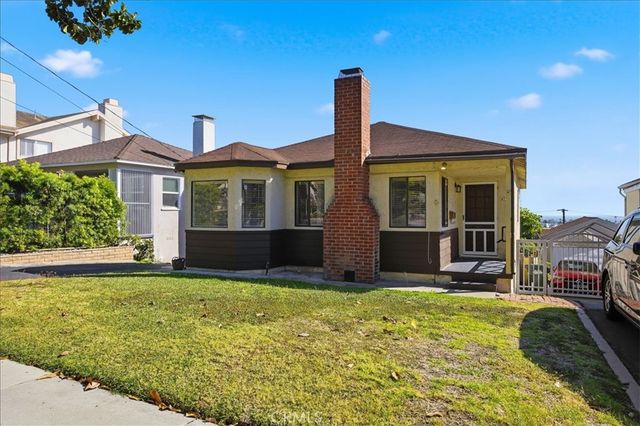 819 N Maria, Redondo Beach, CA 90277