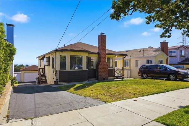 819 N Maria, Redondo Beach, CA 90277