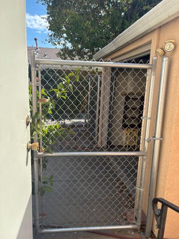 1636 E Anderson St, Stockton, CA 95205