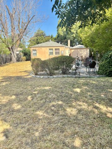 1636 E Anderson St, Stockton, CA 95205