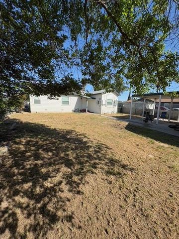 507 I Street, Sanger, CA 93657