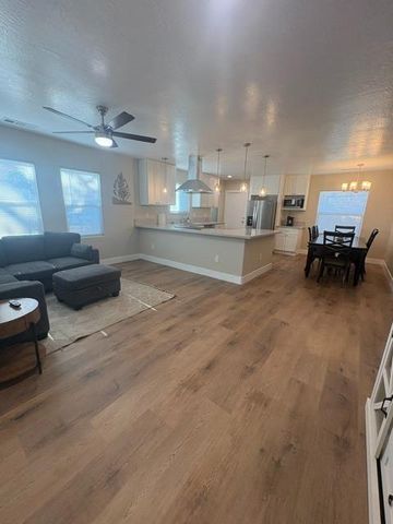 507 I Street, Sanger, CA 93657