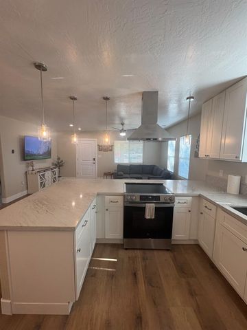 507 I Street, Sanger, CA 93657