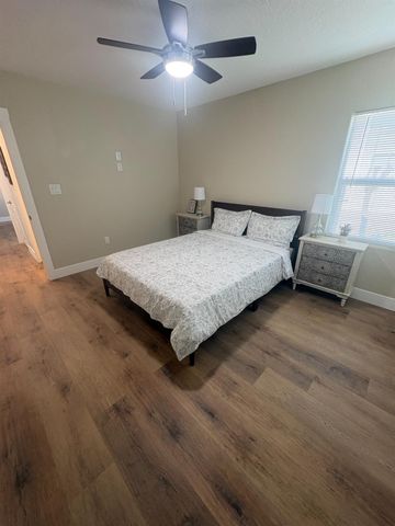 507 I Street, Sanger, CA 93657