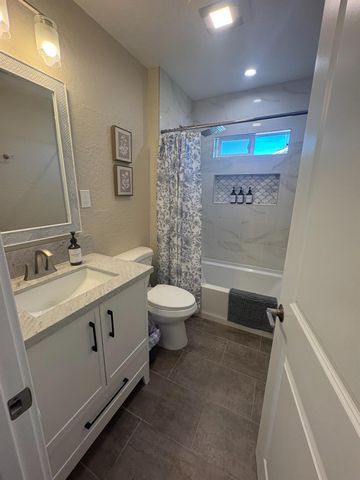 507 I Street, Sanger, CA 93657