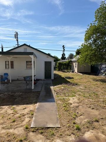 507 I Street, Sanger, CA 93657