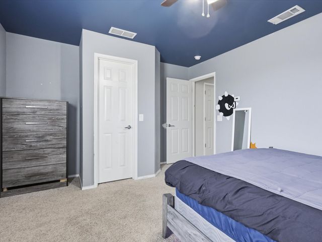 9008 Yosemite Trail, Cross Roads, TX 76227