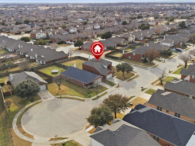 9008 Yosemite Trail, Cross Roads, TX 76227