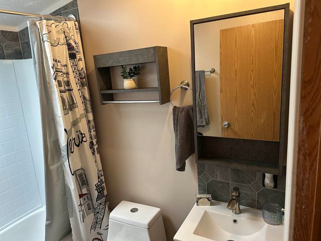 5232 E Broadway Road 151 Lot: 151, Mount Pleasant, MI 48858