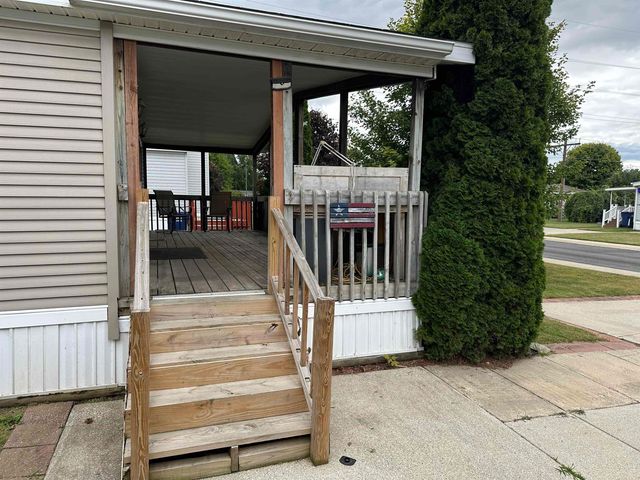 5232 E Broadway Road 151 Lot: 151, Mount Pleasant, MI 48858