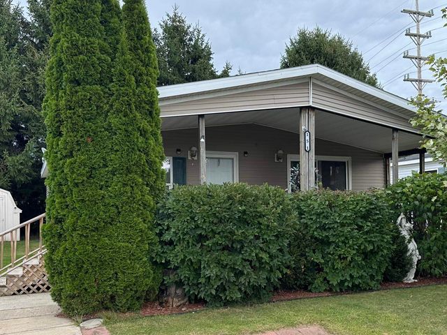 5232 E Broadway Road 151 Lot: 151, Mount Pleasant, MI 48858