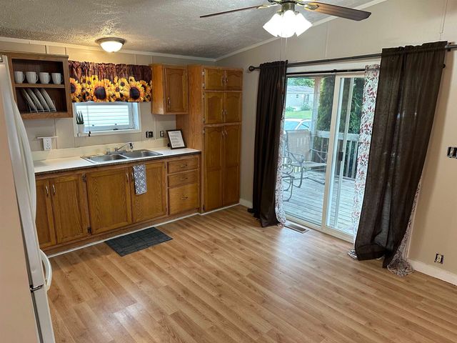 5232 E Broadway Road 151 Lot: 151, Mount Pleasant, MI 48858