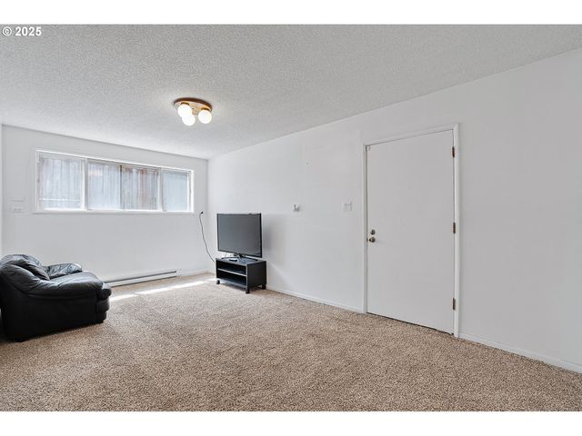 5820 Sw TARALYNN Ave, Beaverton, OR 97005