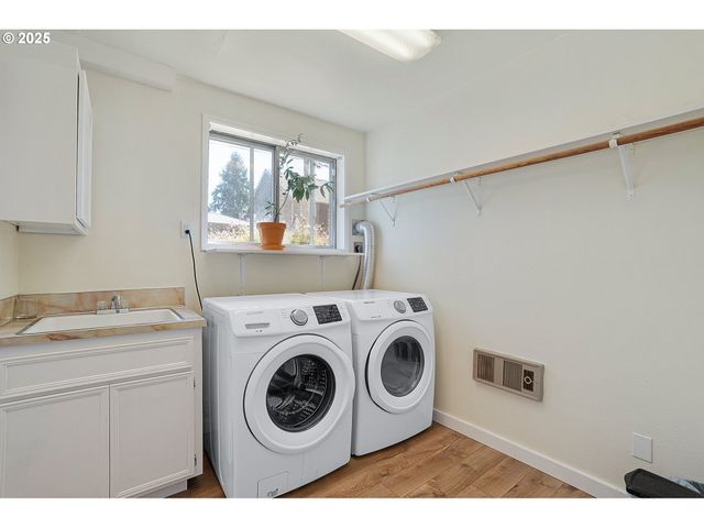 5820 Sw TARALYNN Ave, Beaverton, OR 97005