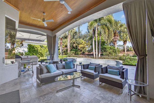 186 Viera Drive, Palm Beach Gardens, FL 33418