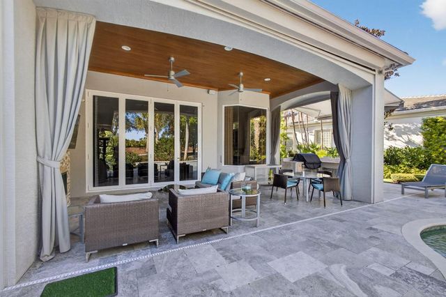 186 Viera Drive, Palm Beach Gardens, FL 33418