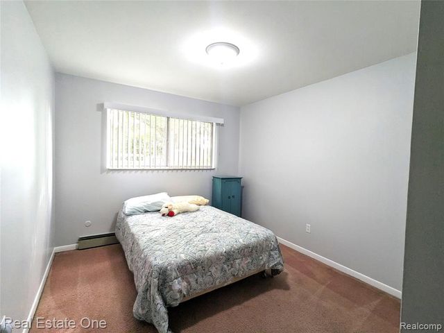 23106 Cunningham Avenue, Warren, MI 48091
